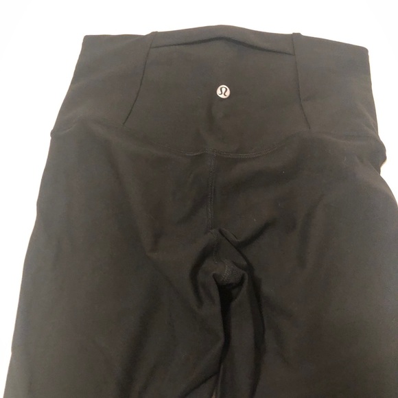 Mapped Out 28” Lululemon pants - Picture 4 of 5